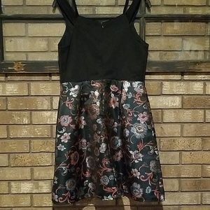 🎉Francesca's dress. Size Large.